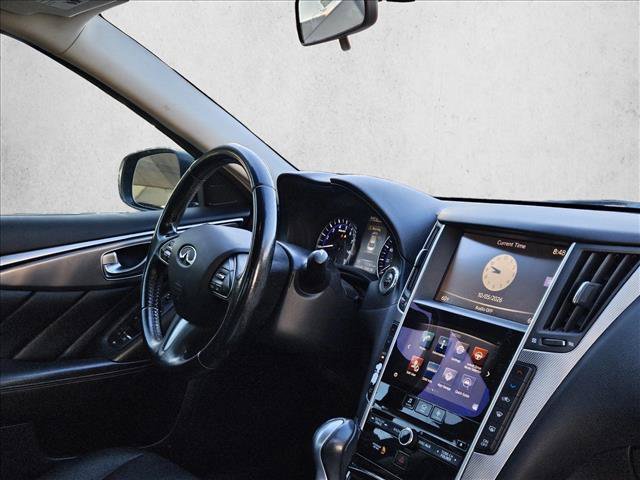Used 2015 INFINITI Q50 w/ Moonroof Package RWD image 10