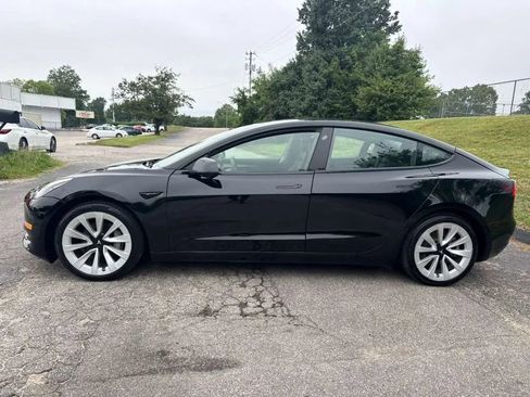 Used 2022 Tesla Model 3 RWD image 4