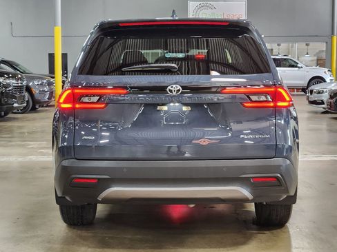 Used 2024 Toyota Grand Highlander Platinum image 10