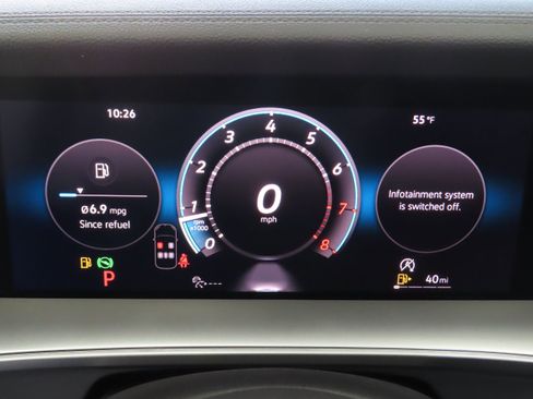 New 2026 Volkswagen Tiguan SE FWD image 13
