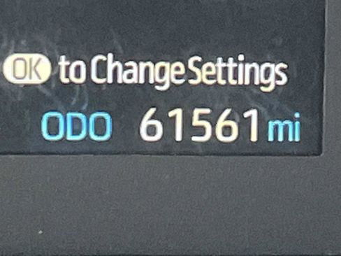 Used 2023 Toyota Corolla Cross LE image 38