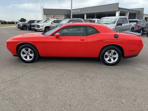 Used 2021 Dodge Challenger SXT w/ Blacktop Package RWD image 3