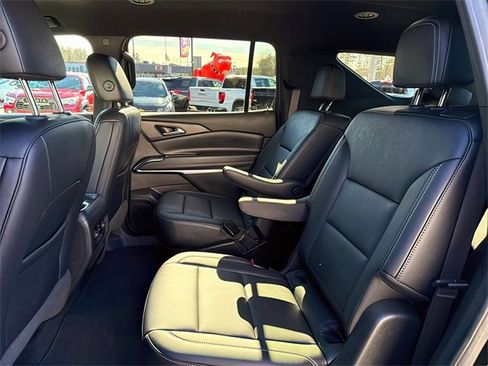 Certified 2025 Chevrolet Traverse LT image 20