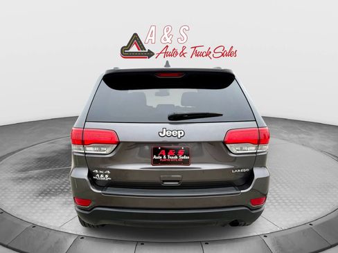 Used 2015 Jeep Grand Cherokee Laredo w/ Quick Order Package 23E image 4