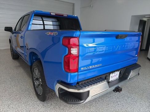 Used 2025 Chevrolet Silverado 1500 LT image 6