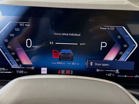 Used 2025 BMW 330i Sedan w/ Convenience Package image 12