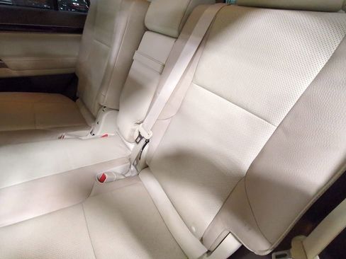 Used 2019 Lexus GX 460 image 19