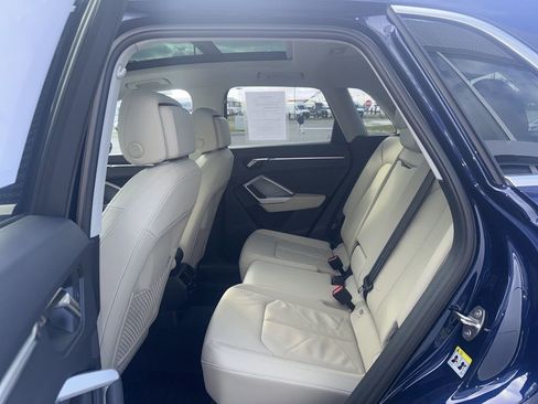 Certified 2025 Audi Q3 2.0T Premium Plus w/ Premium Plus Package image 17