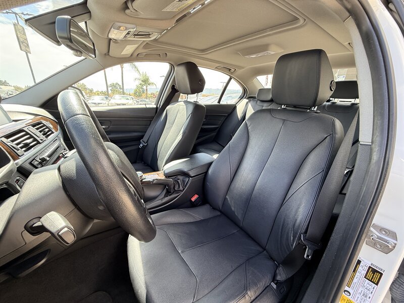 Used 2015 BMW 328i Sedan RWD image 10
