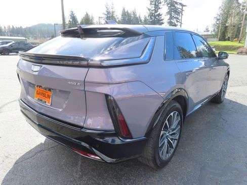 Used 2024 Cadillac Lyriq Sport RWD image 8