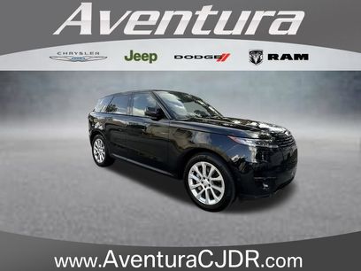 Used 2025 Land Rover Range Rover Sport SE