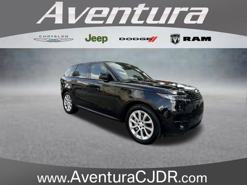 Used 2025 Land Rover Range Rover Sport SE AWD/4WD image 1