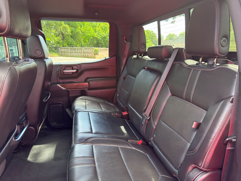Used 2021 Chevrolet Silverado 1500 High Country w/ Technology Package AWD/4WD image 25