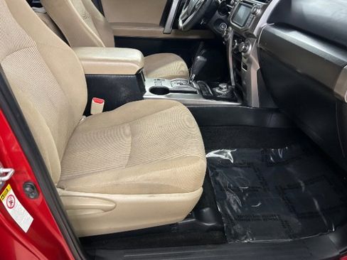 Used 2016 Toyota 4Runner SR5 image 11