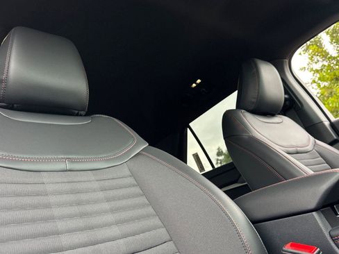 New 2026 Ford Explorer ST-Line w/ ST-Line Street Pack image 15