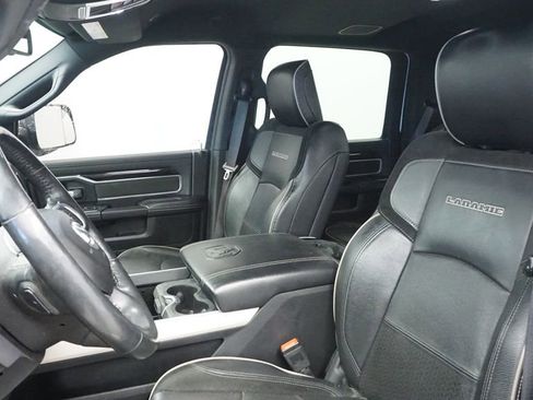 Certified 2019 RAM 2500 Laramie w/ Night Edition image 30