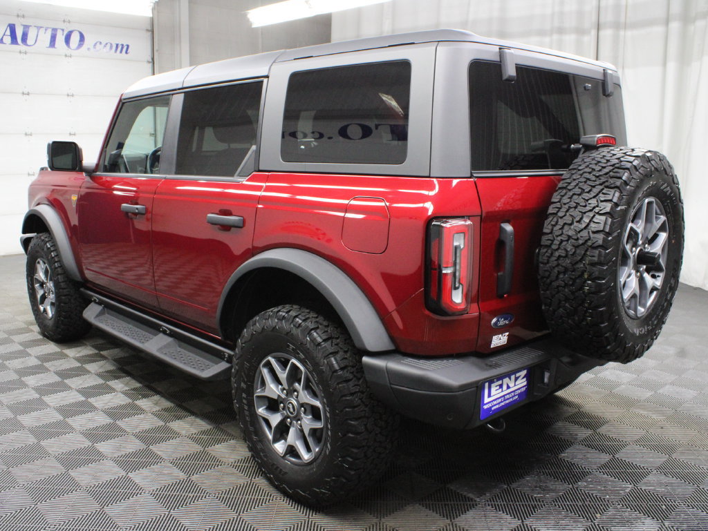 Used 2025 Ford Bronco Badlands AWD/4WD image 7