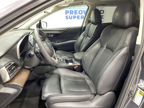Certified 2025 Subaru Outback Touring XT w/ Tech Package 2 AWD/4WD image 11
