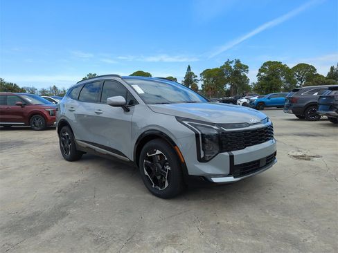 New 2026 Kia Sportage SX image 2