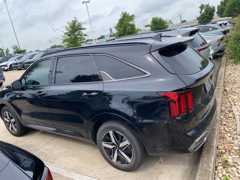 Used 2022 Kia Sorento S FWD image 6