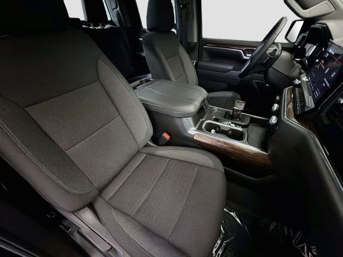 Used 2025 GMC Sierra 1500 Elevation w/ Preferred Package AWD/4WD image 15