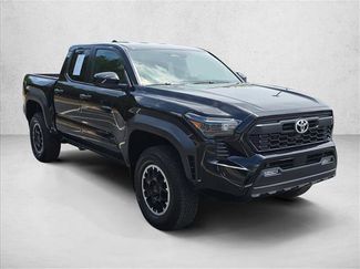 Used 2024 Toyota Tacoma TRD Off-Road AWD/4WD video 3