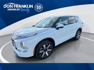 New 2025 Mitsubishi Outlander SE video 1