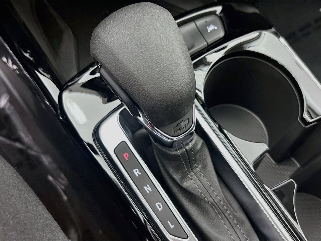 New 2026 Chevrolet Trax ACTIV w/ Sunroof Package FWD image 16