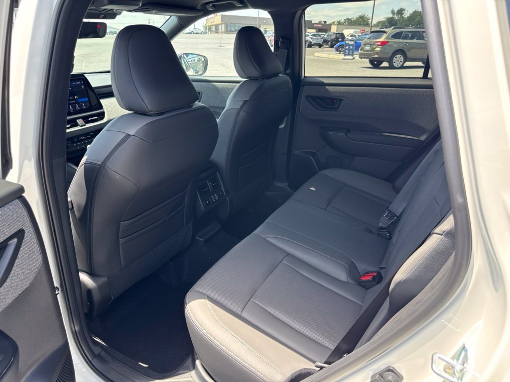 New 2026 Subaru Outback Limited AWD/4WD image 10