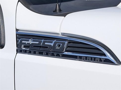 Used 2016 Ford F250 Lariat w/ Lariat Ultimate Package image 2