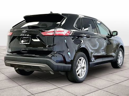 Used 2023 Ford Edge SEL w/ Convenience Package image 11