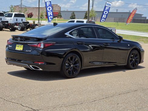 Used 2022 Lexus ES 350 F Sport w/ Accessory Package 2 FWD image 5