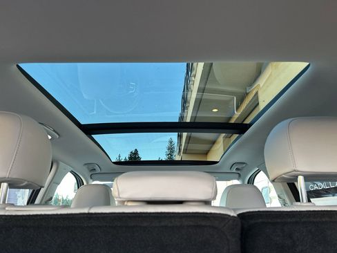 Certified 2025 Kia Sorento S w/ Panoramic Sunroof Package image 15