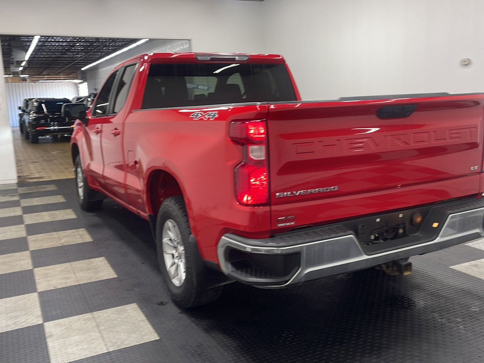 Used 2019 Chevrolet Silverado 1500 LT w/ All-Star Edition AWD/4WD image 15