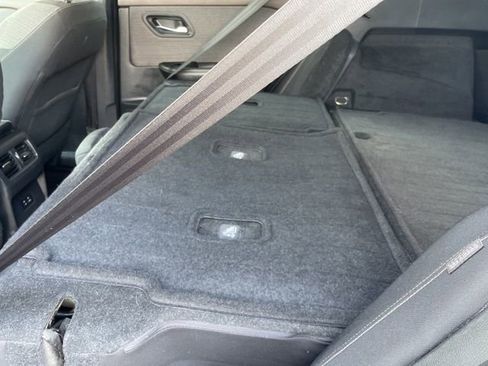 Used 2021 Nissan Rogue SV image 54