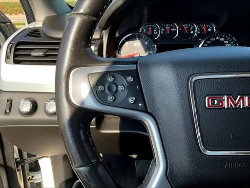 Used 2019 GMC Yukon XL SLT AWD/4WD image 13