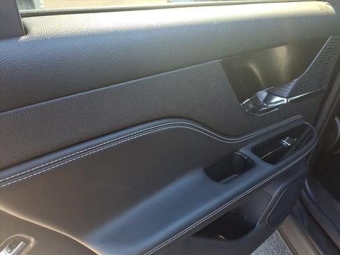 Used 2020 Lincoln Corsair AWD w/ Equipment Group 101A image 15