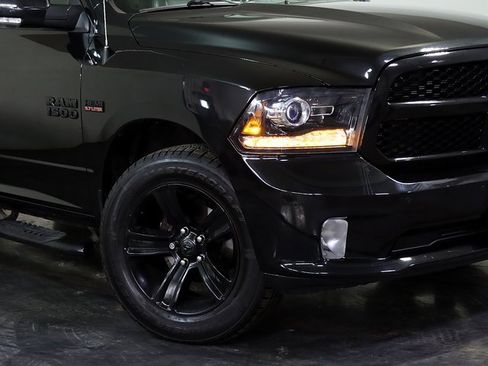 Used 2018 RAM 1500 Sport w/ Convenience Group image 8