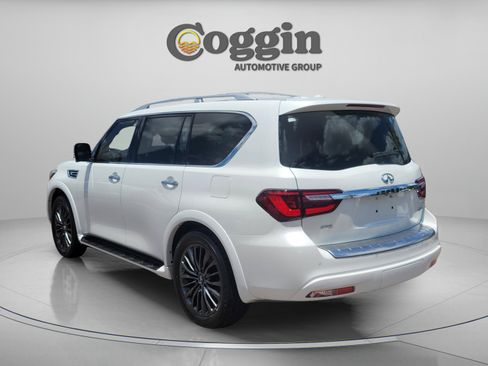 Used 2024 INFINITI QX80 Sensory w/ Cargo Package AWD/4WD image 4