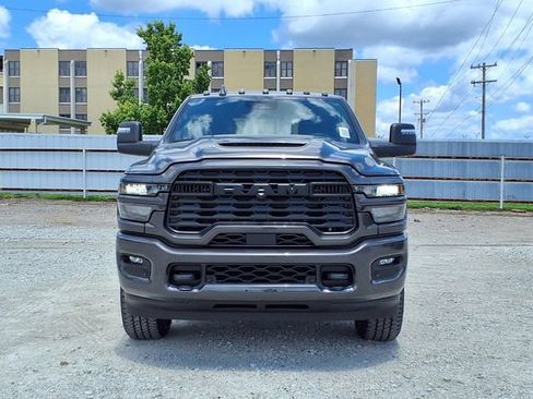 New 2026 RAM 2500 Tradesman AWD/4WD image 25