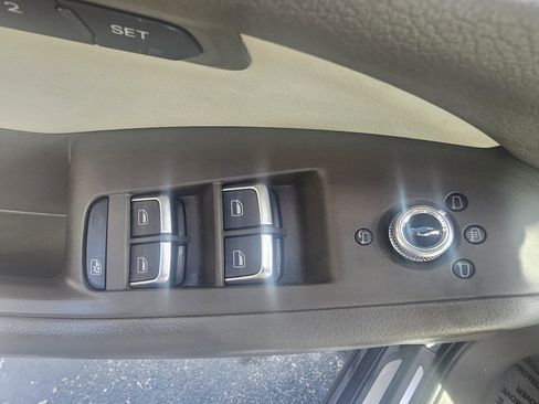 Used 2016 Audi Q5 2.0T Premium Plus w/ Technology Package image 14