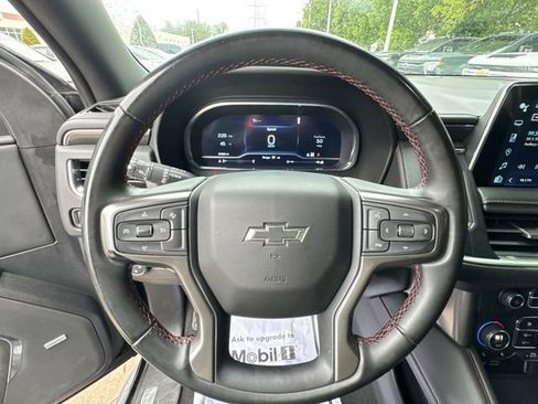 Used 2023 Chevrolet Suburban RST AWD/4WD image 12