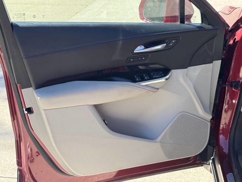 Used 2019 Cadillac XT4 Premium Luxury w/ Enhanced Visibility Package AWD/4WD image 14