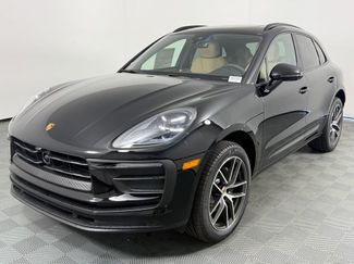 Certified 2025 Porsche Macan video 1