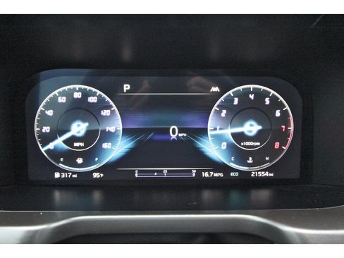 Certified 2023 Kia Sorento SX FWD image 18