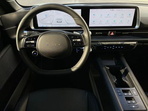 Used 2023 Hyundai Ioniq 6 SEL image 11