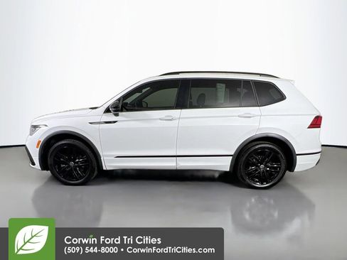Used 2022 Volkswagen Tiguan SE R-Line AWD/4WD image 6