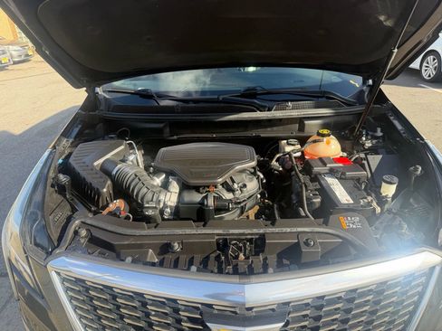 Used 2020 Cadillac XT5 Premium Luxury FWD image 11