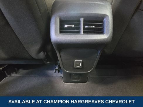 Used 2019 Chevrolet Equinox LT FWD image 29