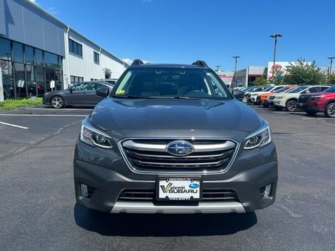 Used 2021 Subaru Outback Limited AWD/4WD image 2